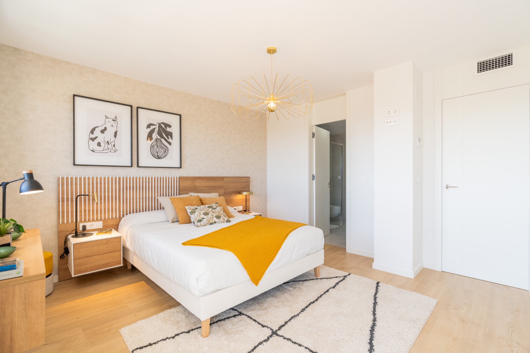 Reihenhaus in La Nucía mit 4 Schlafzimmern und 4 Bädern zu verkaufen.