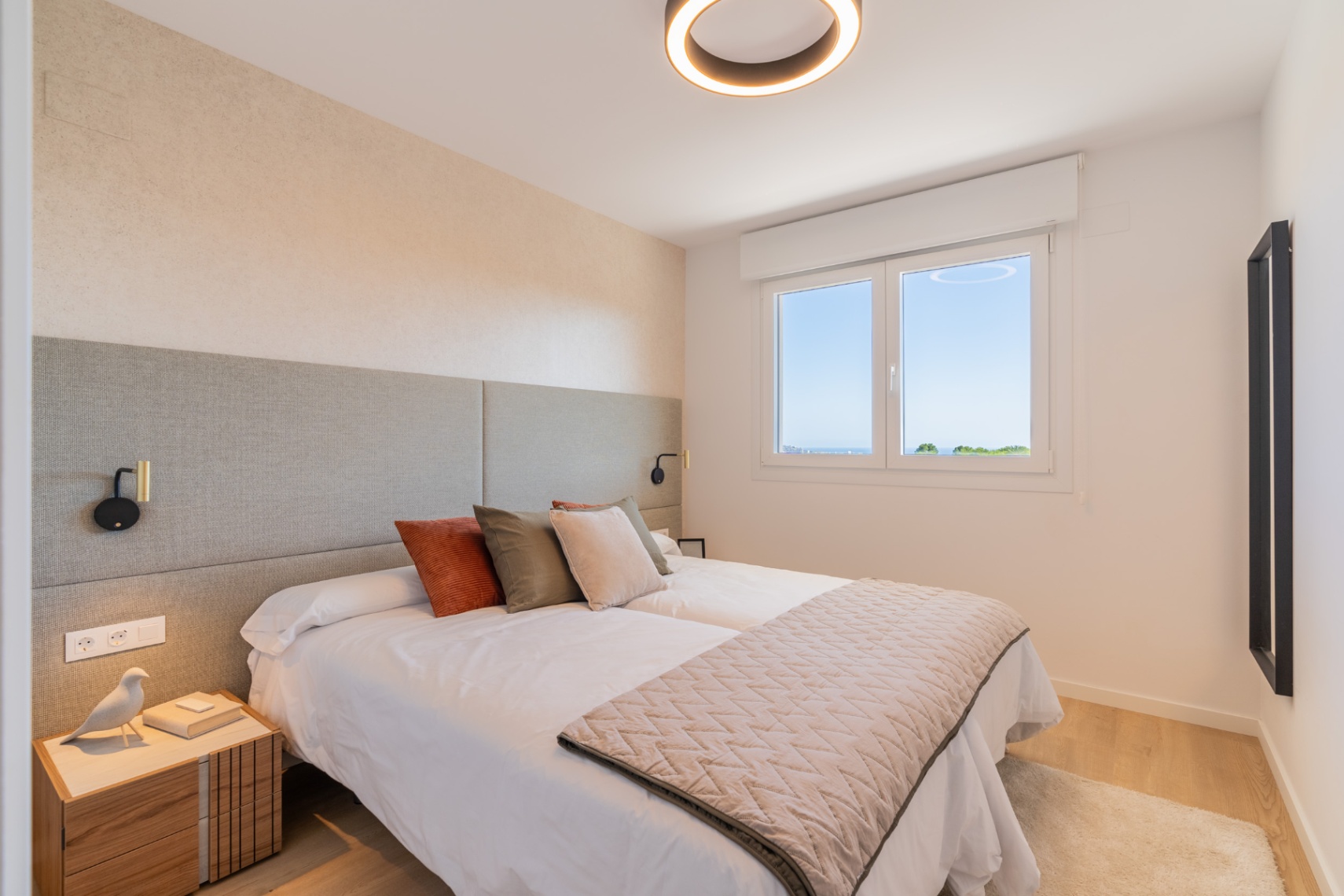 Reihenhaus in La Nucía mit 4 Schlafzimmern und 4 Bädern zu verkaufen.