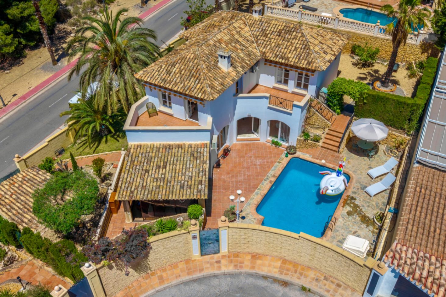 Villa en alquiler de temporada en Finestrat, Golf Bahía
