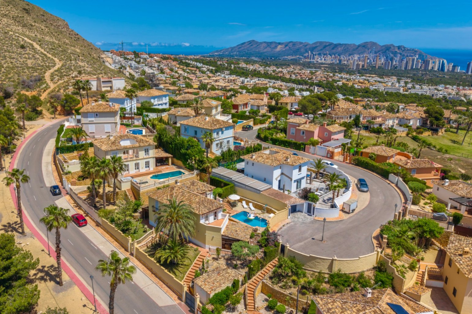 Villa en alquiler de temporada en Finestrat, Golf Bahía