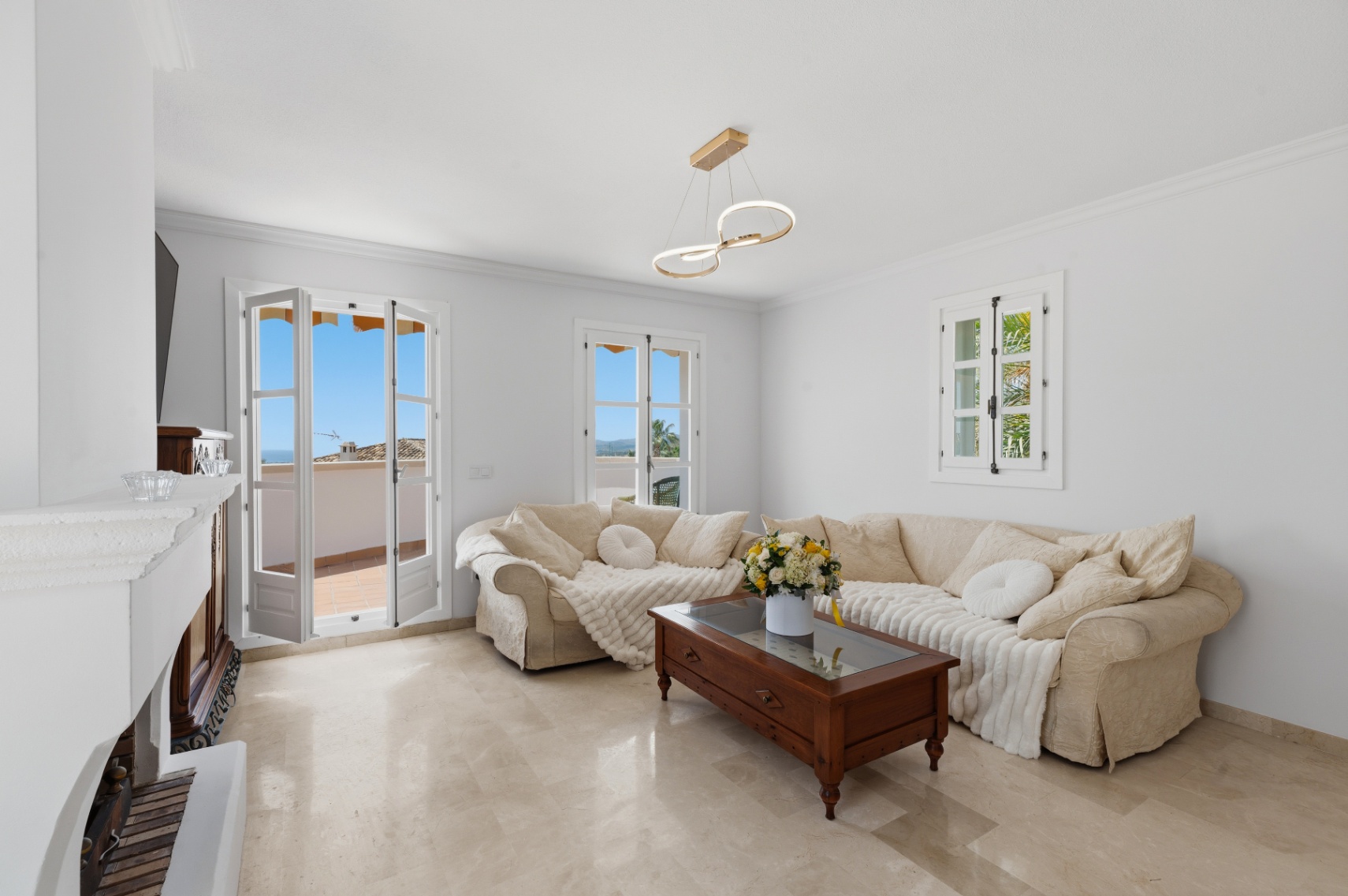 Villa en alquiler de temporada en Finestrat, Golf Bahía