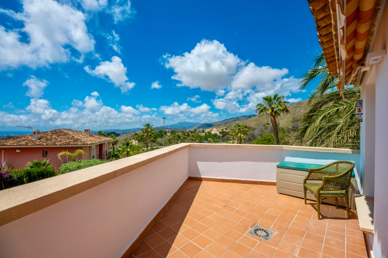 Villa en alquiler de temporada en Finestrat, Golf Bahía