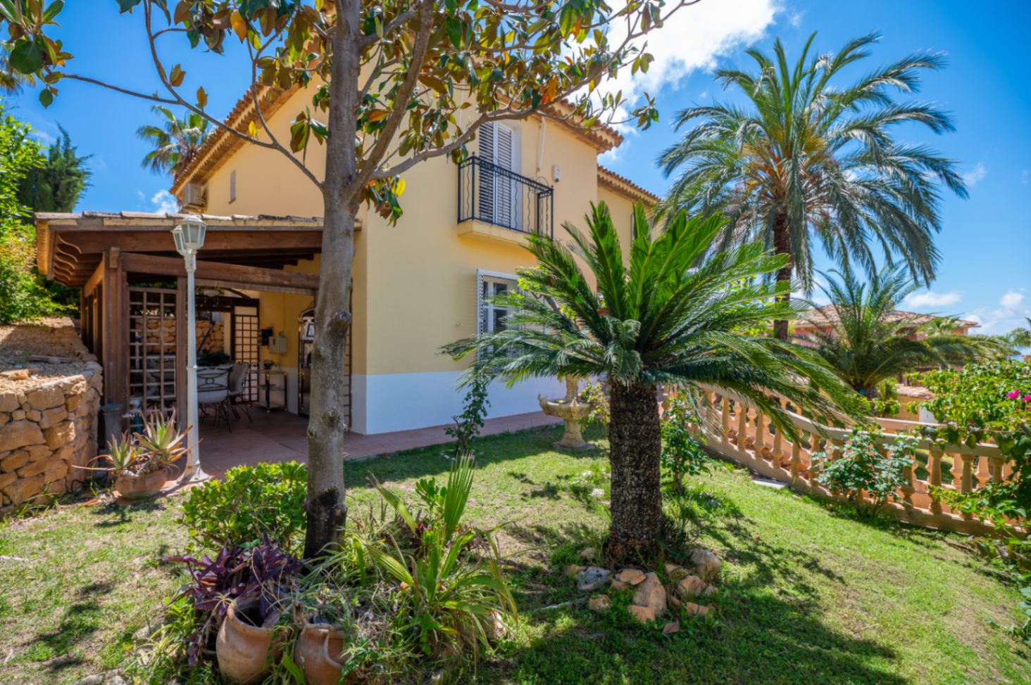 Villa en alquiler de temporada en Finestrat, Golf Bahía
