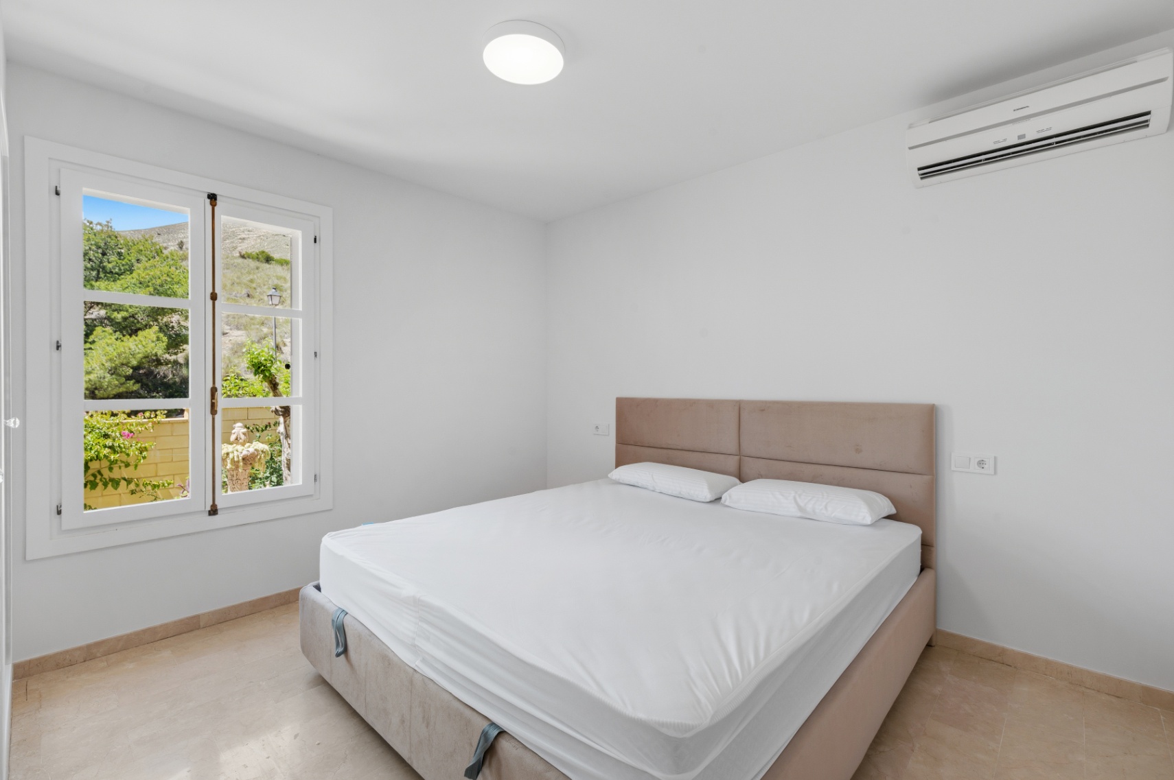 Villa en alquiler de temporada en Finestrat, Golf Bahía