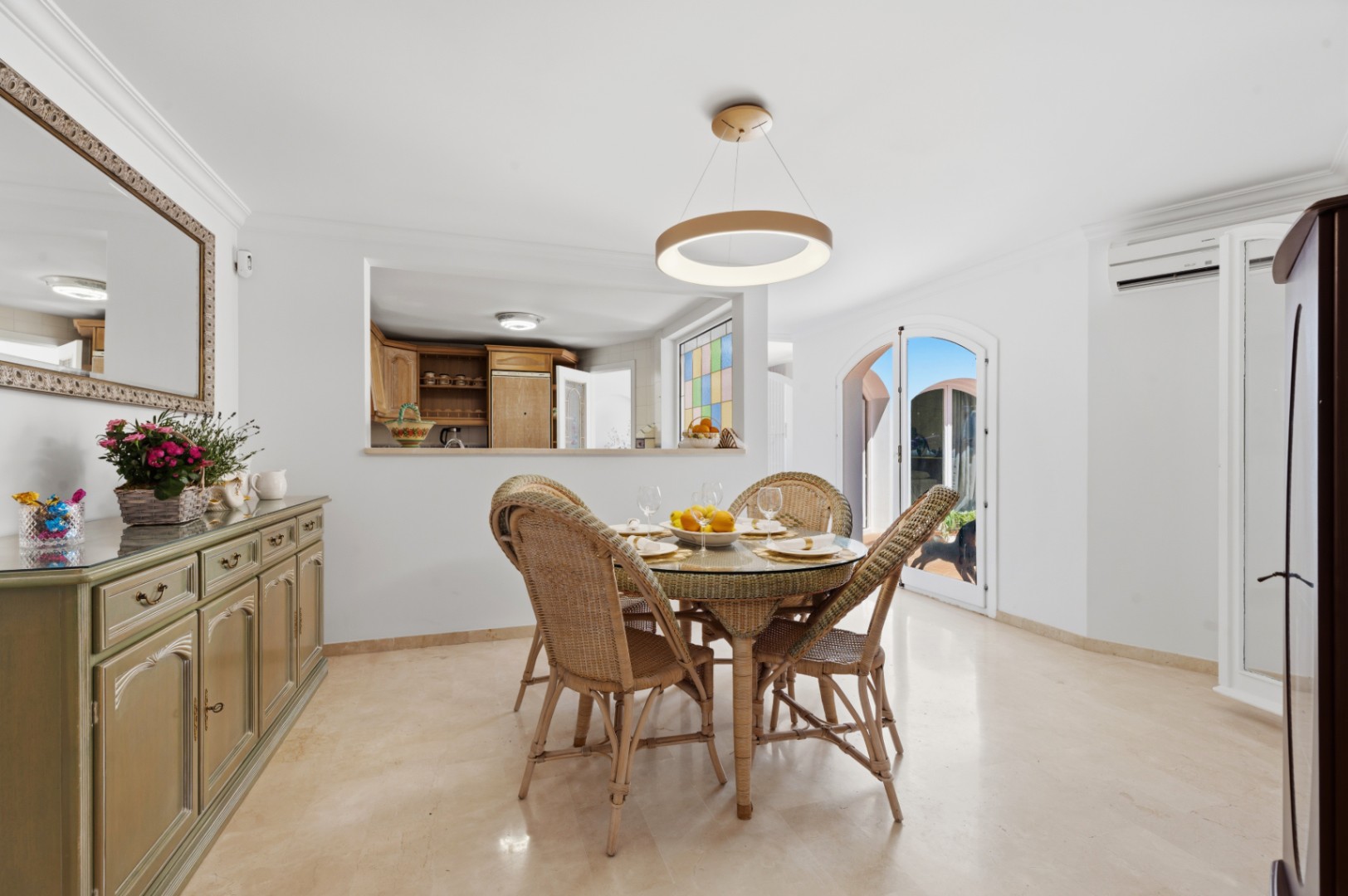 Villa en alquiler de temporada en Finestrat, Golf Bahía